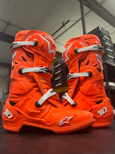 Alpinestars Tech 10 Supervented Boots - Orange | MxBoot.com
