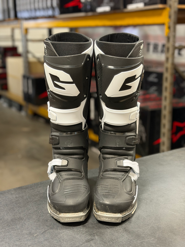 Like New Gaerne SG-22 Boots // Size 8 | MxBoot.com