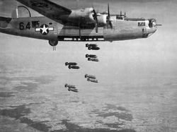 B-24_Liberator_over_Austria_april_1945.jpg