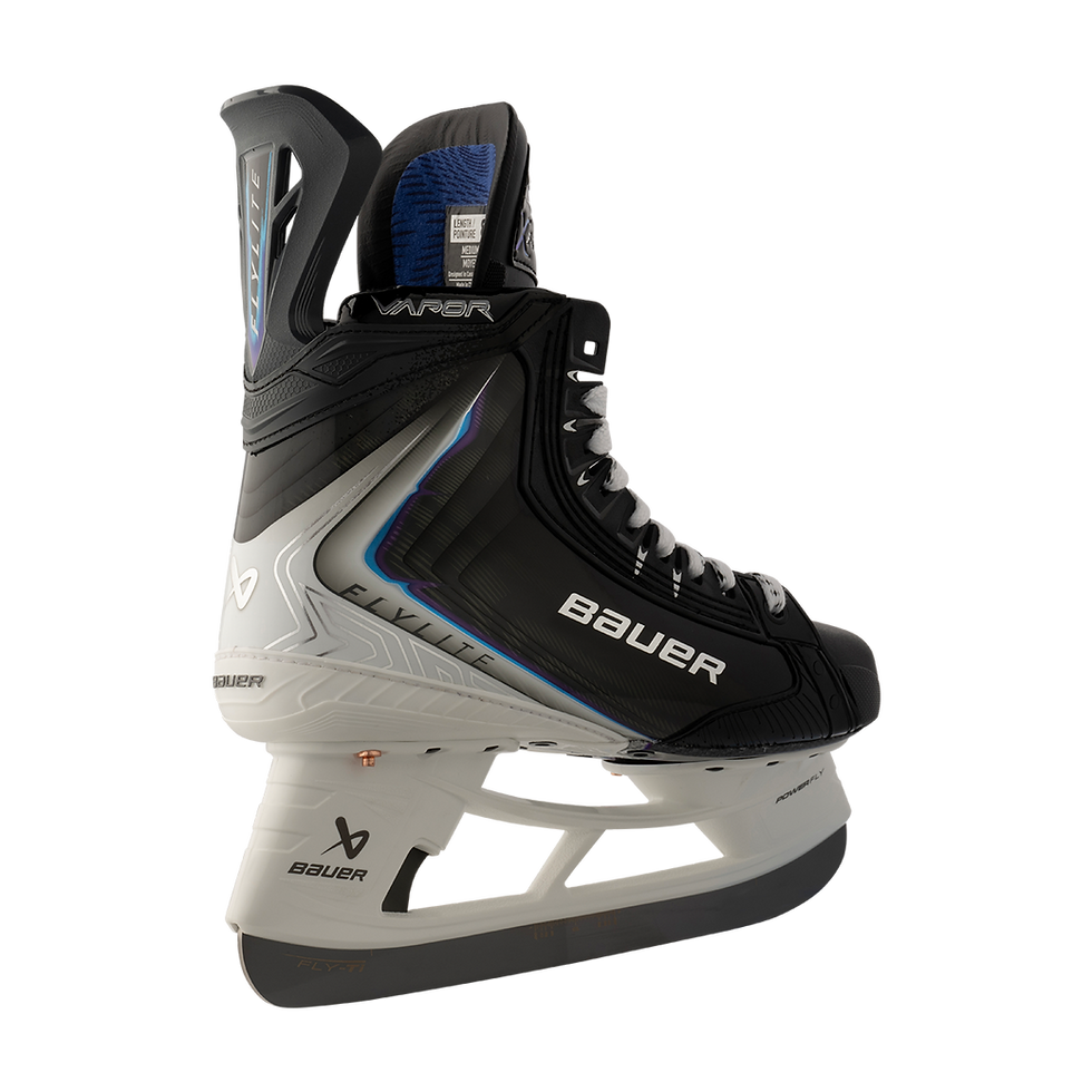 תמונה ממוזערת: נעלי החלקה שחורות Bauer עם כיתוב Bauer ותגיות Viper על רקע לבן.