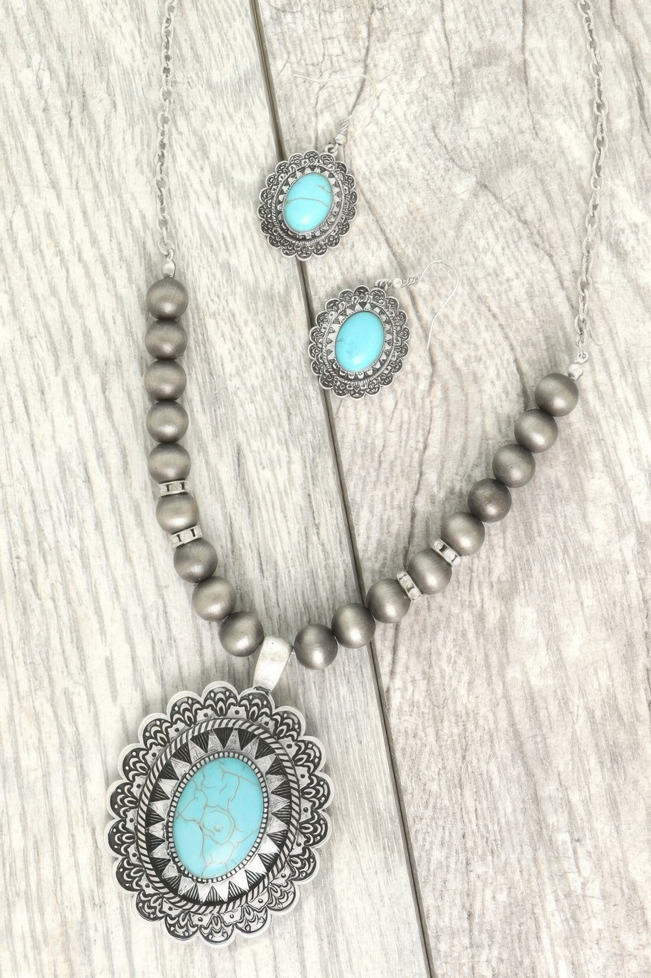 Western Oval Turquoise Concho Beaded Necklace Set