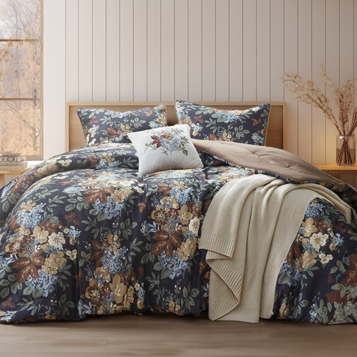 Madison Park Poly Slub King/Cal King Comforter Set with Decor Pillow 4-Piece Fl