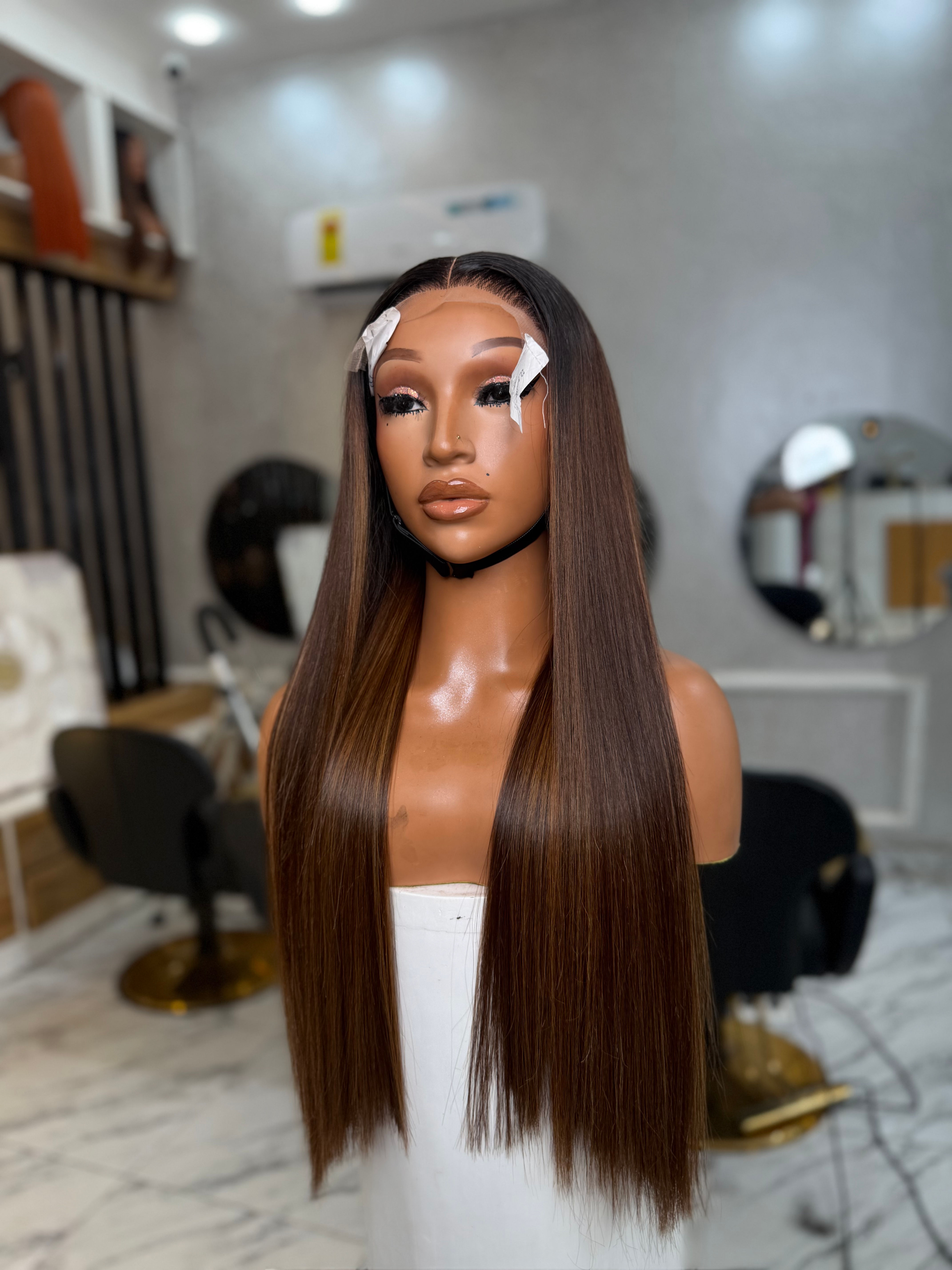 24'' VIETNAMESE SINGLE DONOR BONE STW WIG UNIT WITH HIGHLIGHTS (5X5)