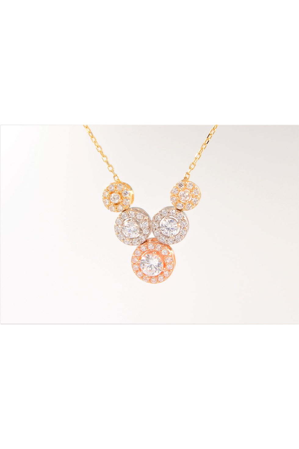 Van Cliff KNKV Altın Kolye