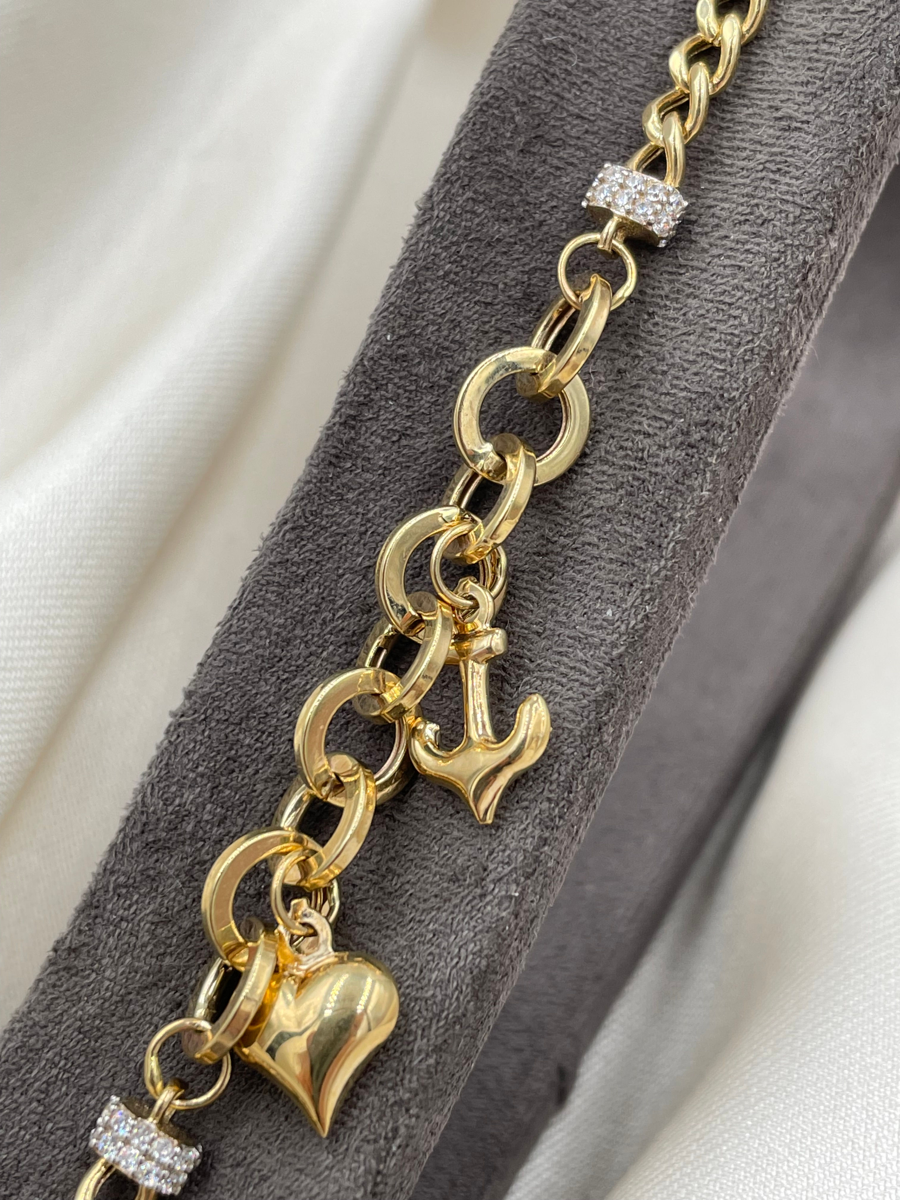 İnce Halka Çapa ve Kalp Uçlu Altın Bileklik