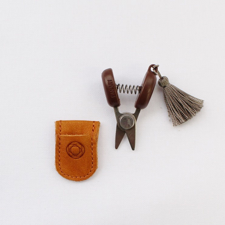 Thumbnail: Cohana Mini Scissors