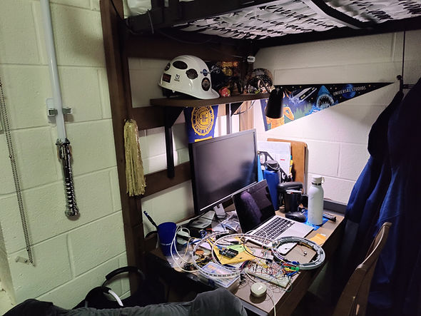 desk-min.jpg