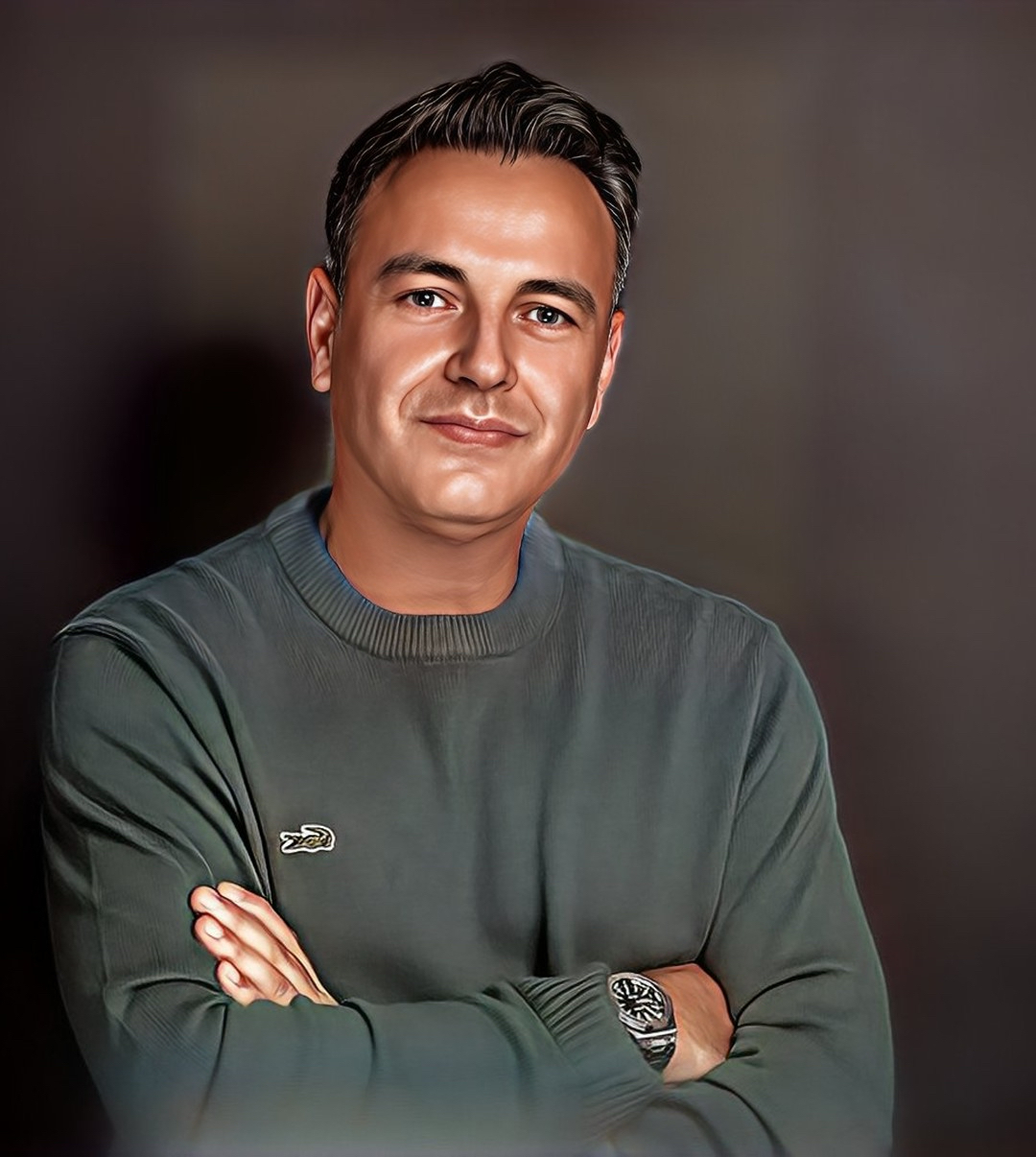 Shay Cohen_edited.jpg