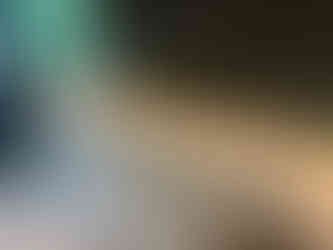 Innenausbau VW T6: weiße Kommode mit Holzoberfläche als Teil des Möbelsets von Schneckenhouse