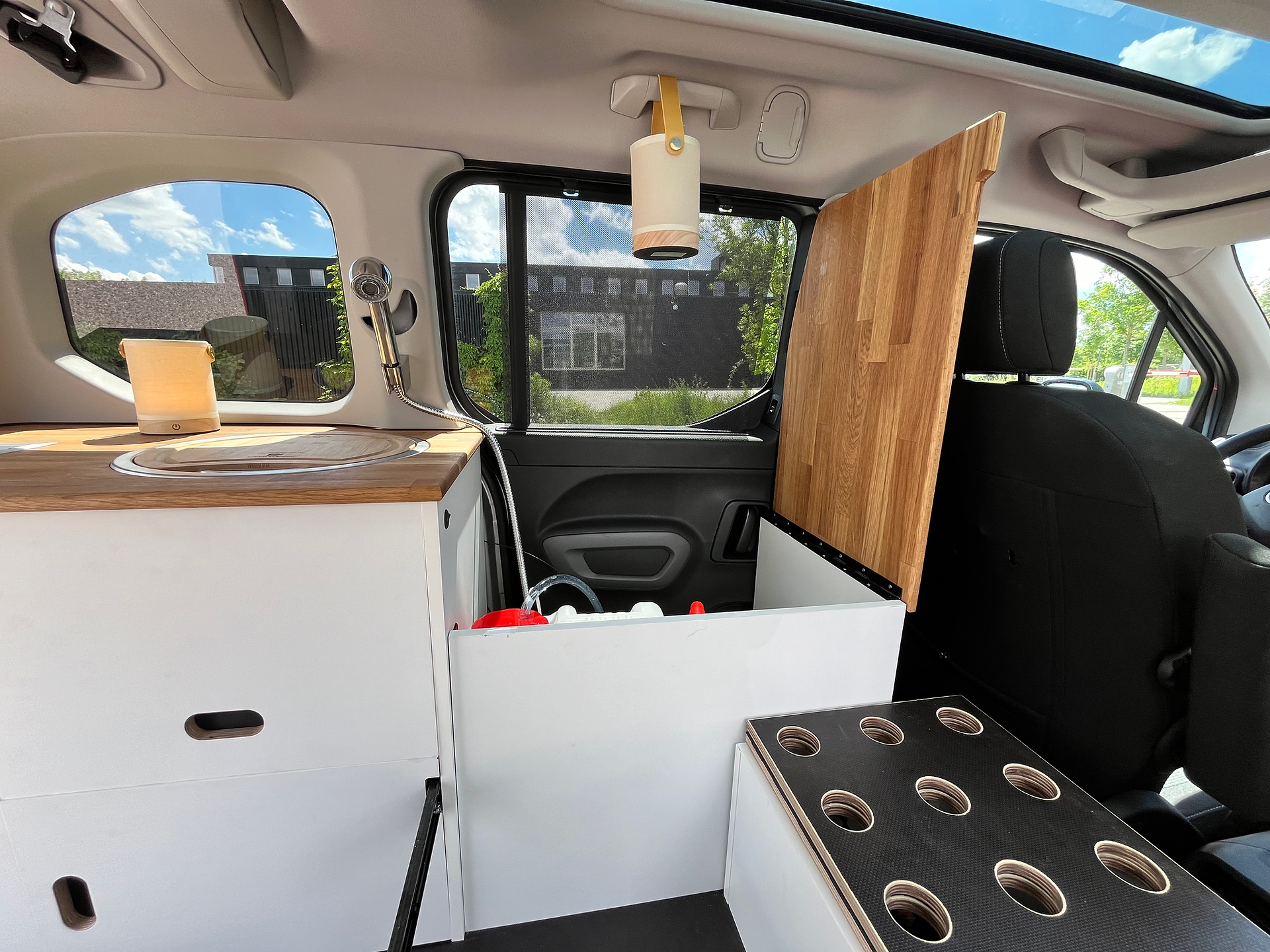 Toyota Proace Camperausbau Kühlbox