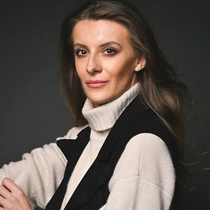 Jamie Gore Pawlik headshot