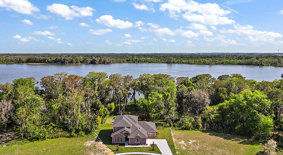 treton-floor-plan-tavares-florida-exterior-front-house-copy-0.jpg