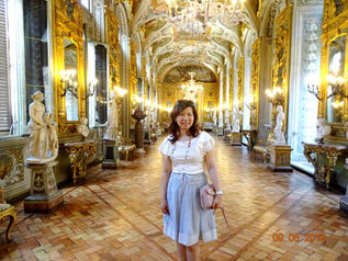 絕美宮殿般的 多利亞·潘菲利美術館