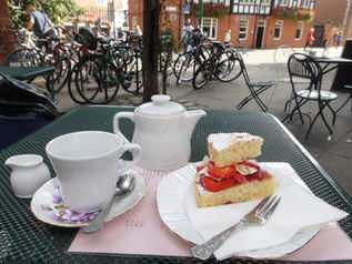 英國維多利亞女王的下午茶吃甚麼?