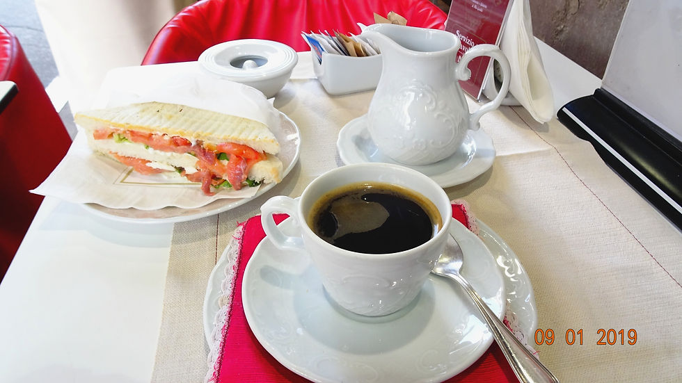 Linda風尚生活網誌| cafe carlino的鮭魚三明治及咖啡