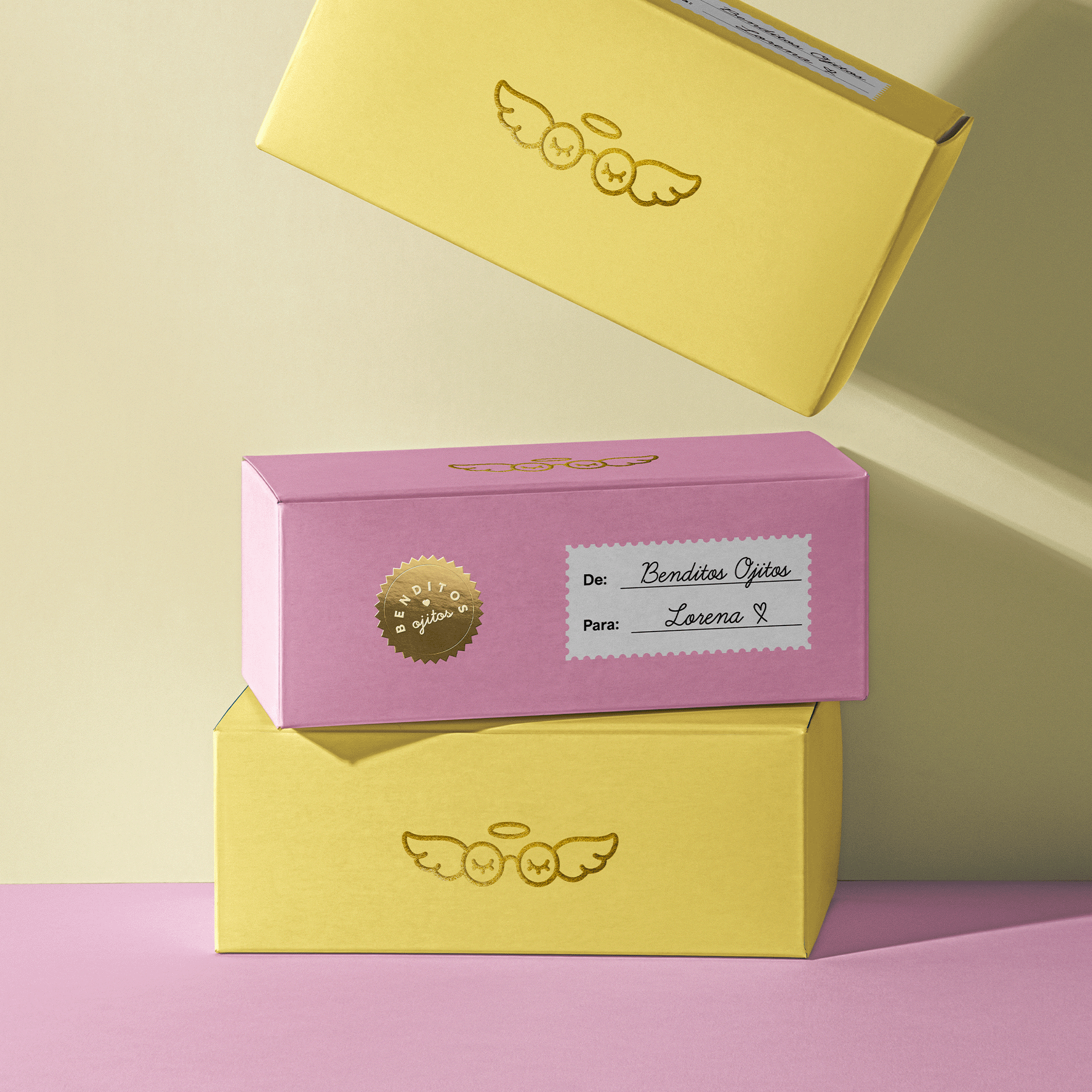 Benditos Ojitos Cajitas.gif