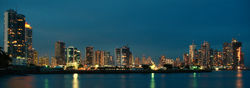 03._Ciudad_de_Panama_de_noche..JPG