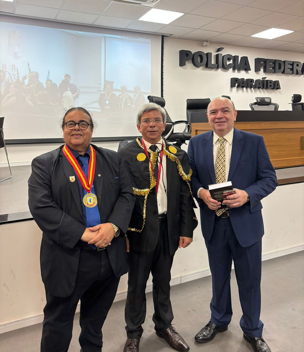 Acad. Derly Brasileiro e Acad. Flávio Sátiro Filho, na posse do Confrade Derly Brasileiro na APLJ.