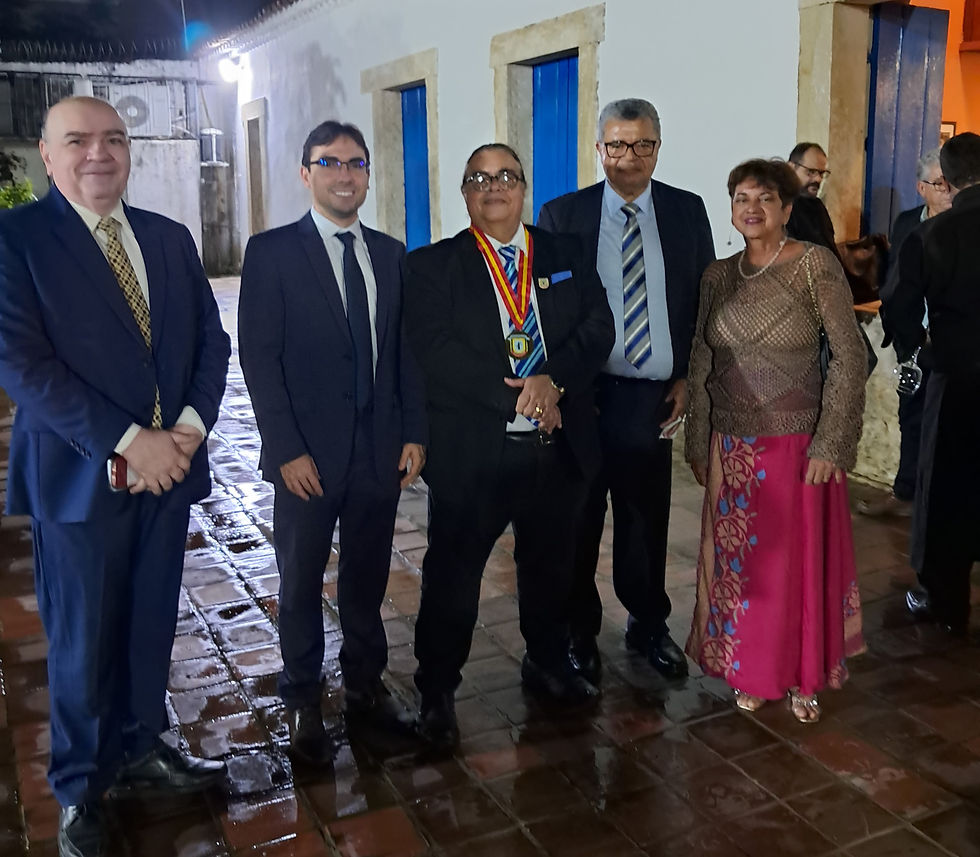 Acad. Flávio Sátiro Filho, Acad. Rodrigo Brito, Acad. Boisbaudran Imperiano, Acad. Josinaldo Malaquias e Acad. Liliane Targino.