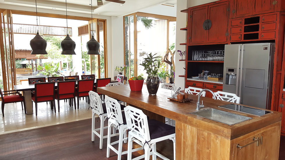 Dining & Guest Kitchen