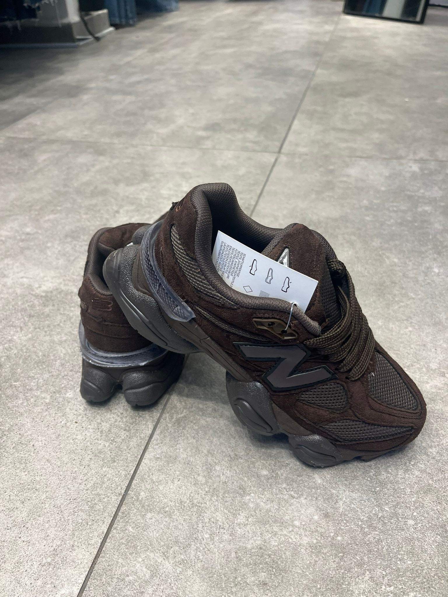 New Balance 9060 (Kahverengi)