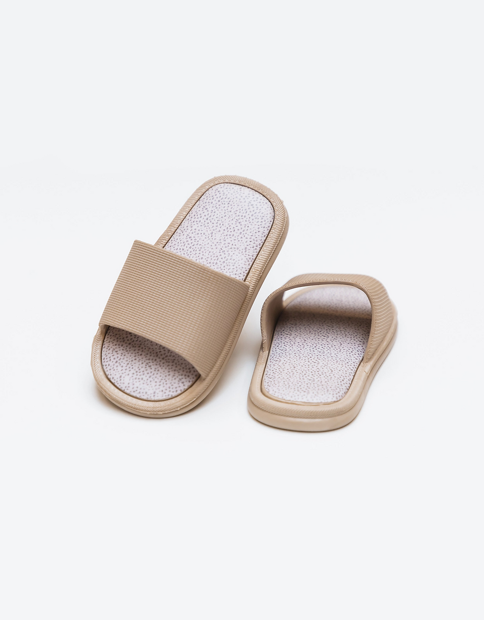 Mrs Ertha Beach Slippers - Taupe with earthy dots
