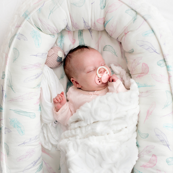 Thumbnail: MAYLILY Premium Bamboo Baby Nest - Luxe Magnolias