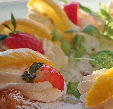 Café Victorin Afternoon Tea -lahjakortti, täydellinen lahja kahvilaelämyksestä pitäville