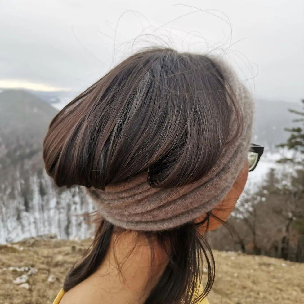 Thumbnail: Tour de cou et bandeau en laine yak de Mongolie