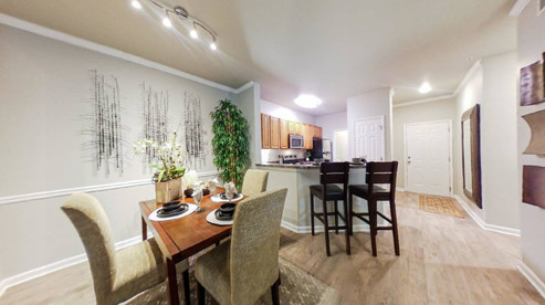 Dining Room at The Crossings at Cottage Hill Apartment Homes Alabama