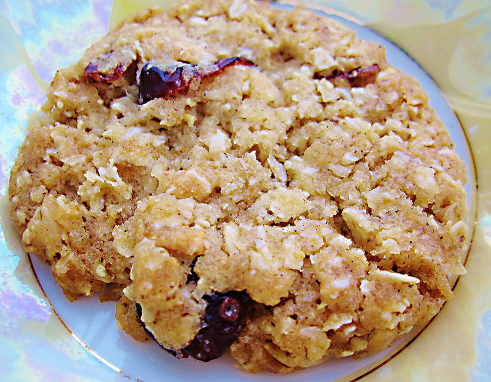 Oatmeal cookies with white chocolate and cranberries