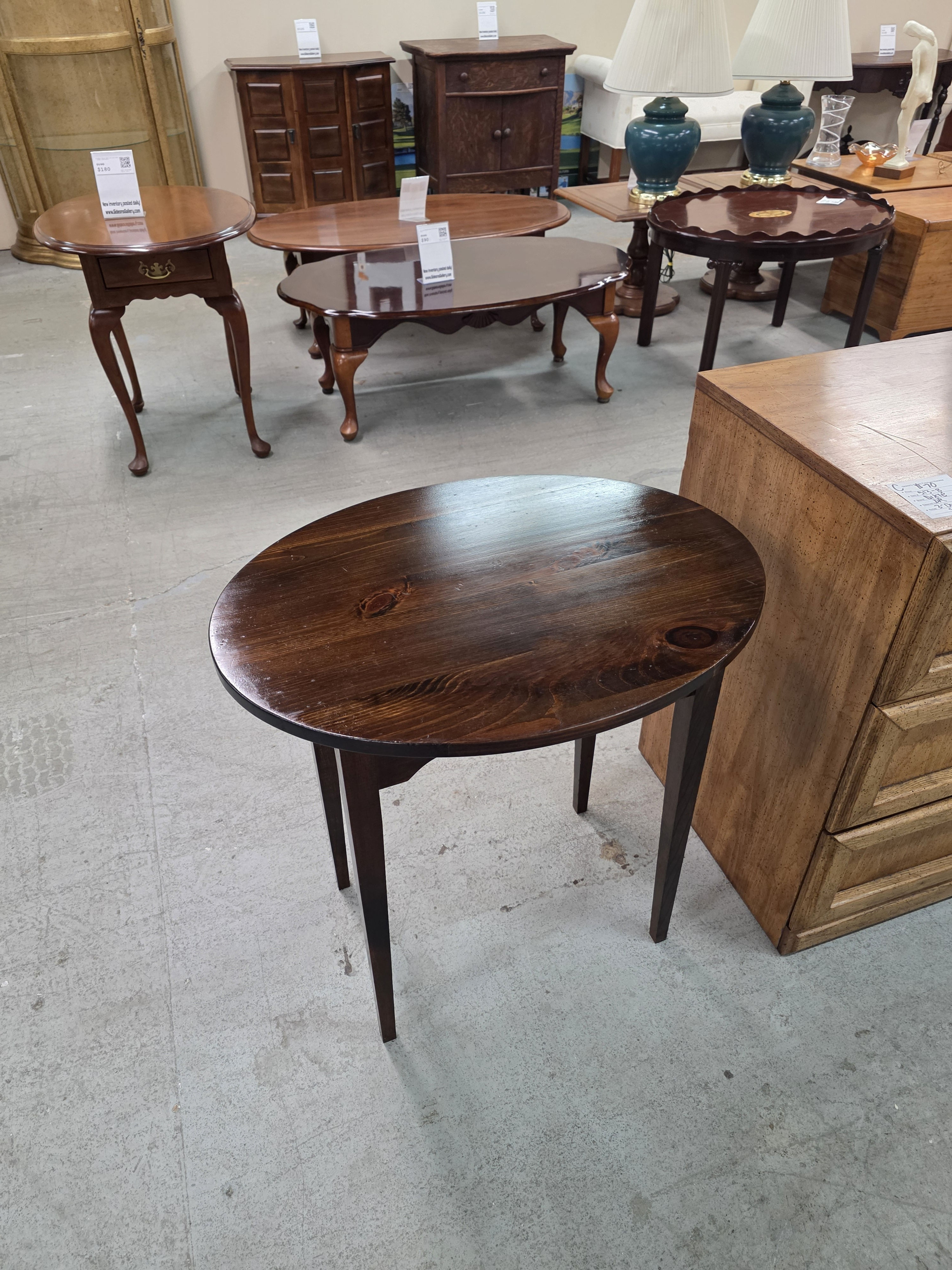 Oval Top Dark Pine Wood Accent Table Stand #518-18