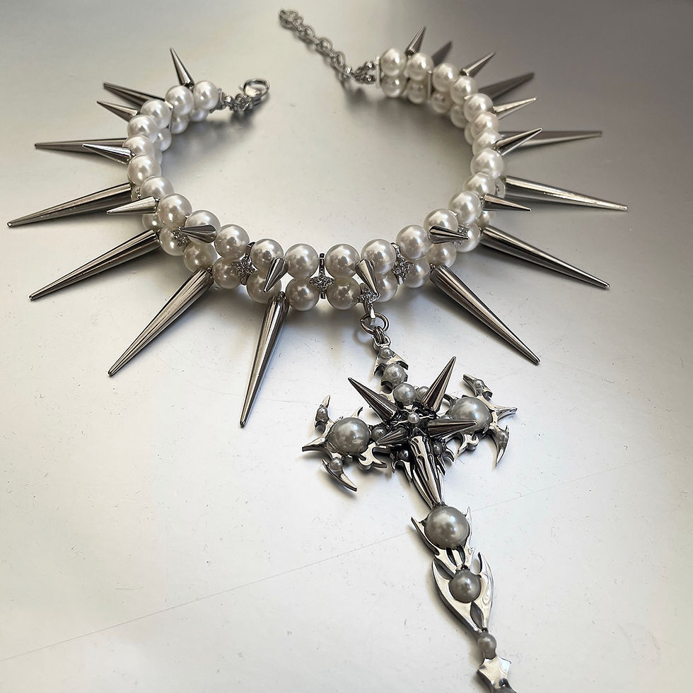 Miniaturbild: Gothic Passion Spiked Pearls Cross pendant choker