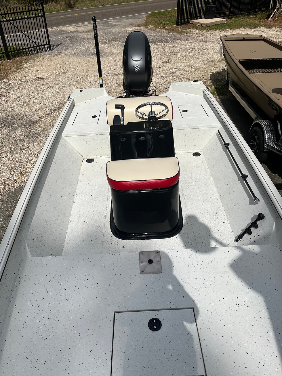 2024 SeaArk Shadow 19v