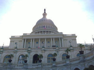 Em Washington, organizações sociais brasileiras fazem alerta à democracia ameaçada no Brasil