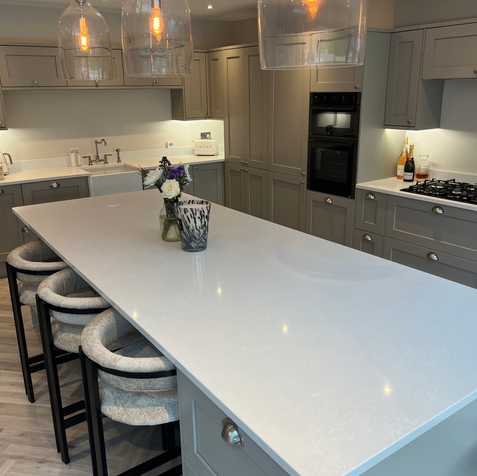 Loughton Bianco Ice Quartz