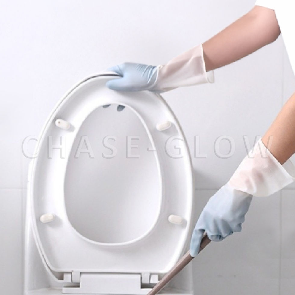 Thumbnail: 時尚防水家務手套採用高品質PVC防水材質，掌面花紋設計好抓握，讓日常家務清潔也能保有時尚極簡的生活風格。家事手套、防水手套、家用手套、PVC手套、清潔手套