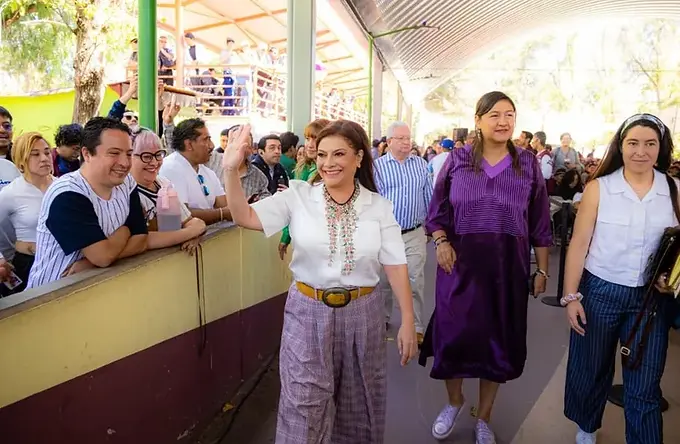 Brugada encabeza clase masiva de IA en CdMx