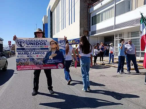 Simpatizantes de Maru Campos piden apoyo de Trump ante posible juicio político