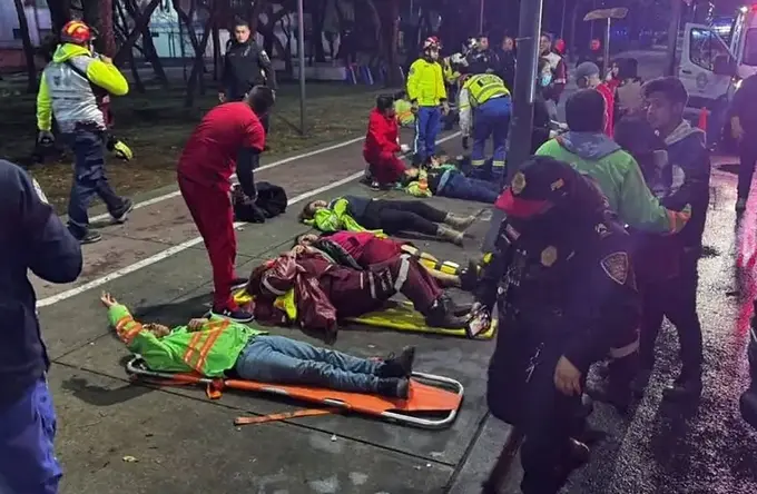 Choque de camión de limpia en Periférico Sur