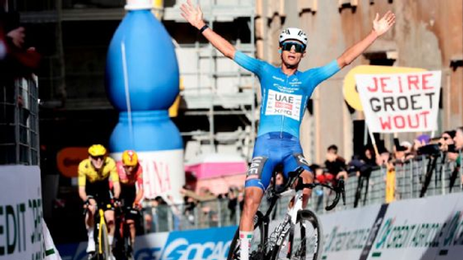 Isaac Del Toro amarró el 'Tridente' de campeón de la Tirreno Adriático