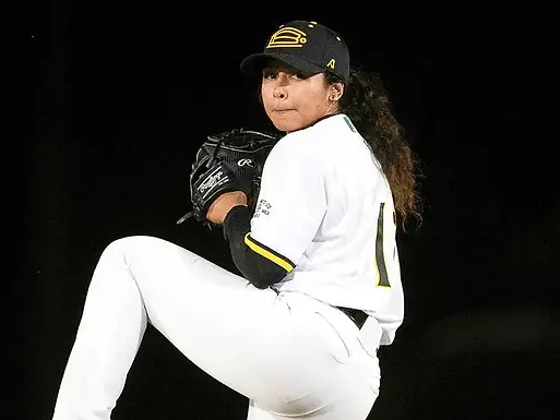 Rosi del Castillo pide una oportunidad La beisbolista ya ha jugado en ligas varoniles