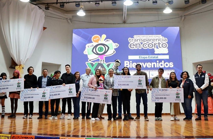 Premian creatividad juvenil en favor de la transparencia en Querétaro