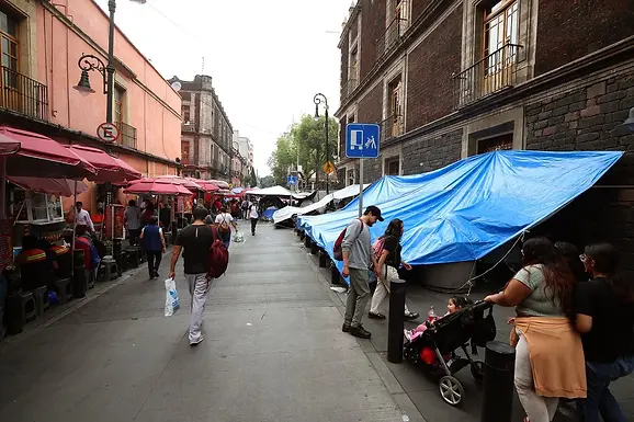 Docentes mexiquenses se suman al plant贸n de la CNTE en la CDMX