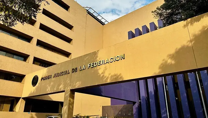 Publican en DOF juzgados y tribunales que pueden conocer amparos contra reforma a “pensiones doradas”