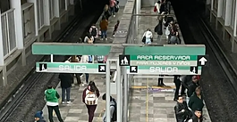 Caos en el Metro CDMX este viernes: Cierran algunas estaciones hasta nuevo aviso