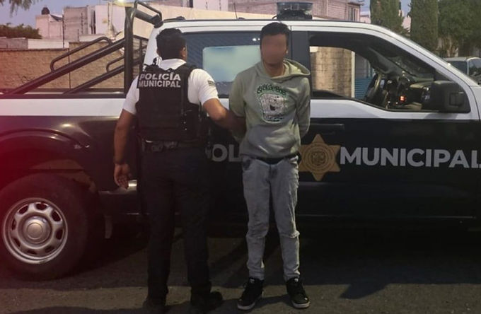 Detienen a El Cris por desobediencia y resistencia en Geo Plazas