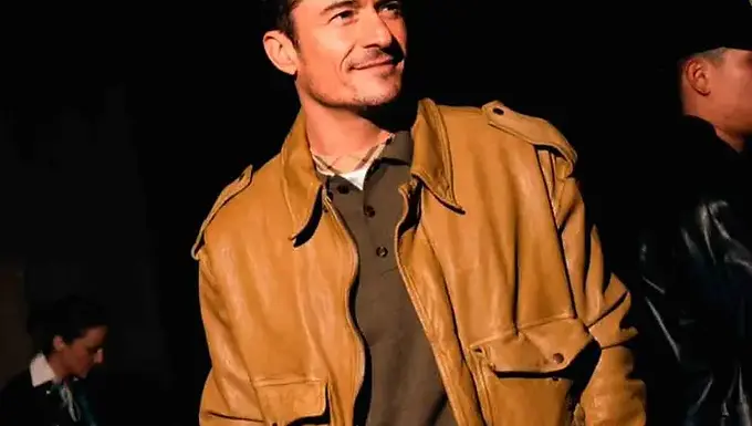 ¡El nuevo soltero! Orlando Bloom aparece para boda de Jeff Bezos