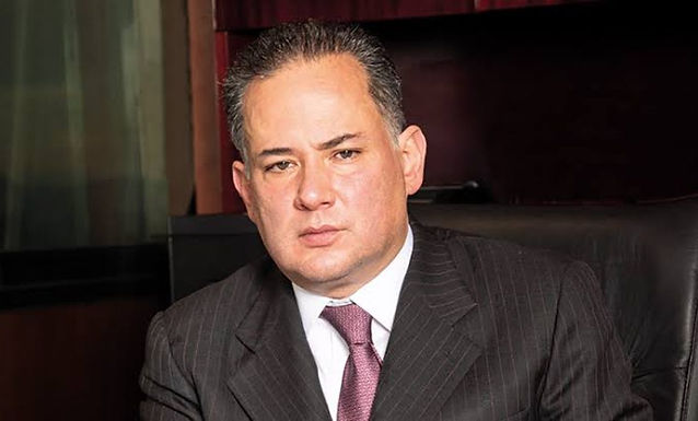 Santiago Nieto entre los 5 funcionarios mejores evaluados del país