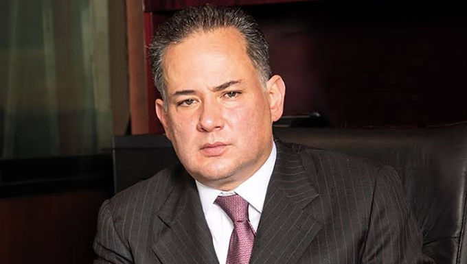 Santiago Nieto entre los 5 funcionarios mejores evaluados